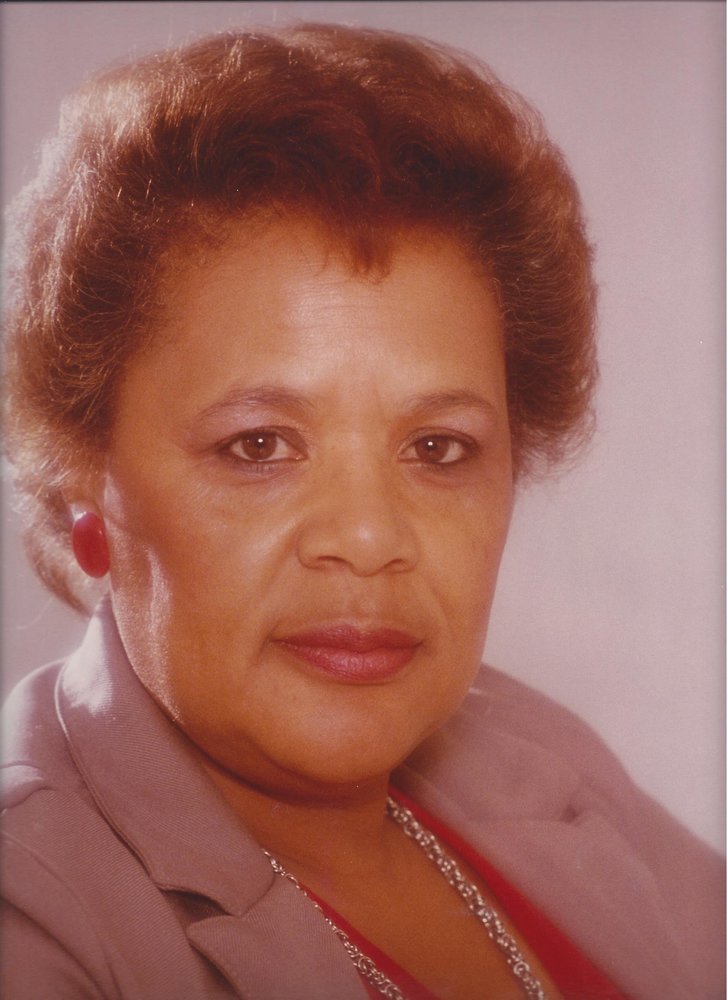 Elvira Gates